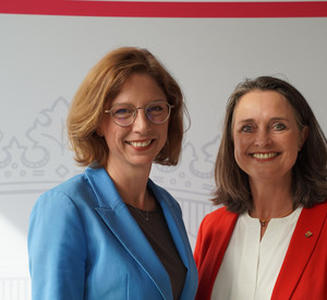 Ministerin Sabine Bätzing-Lichtenthäler und Staatssekretärin Anklam-Trapp