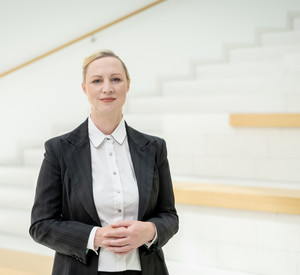 Portrait Ministerin Dörte Schall 